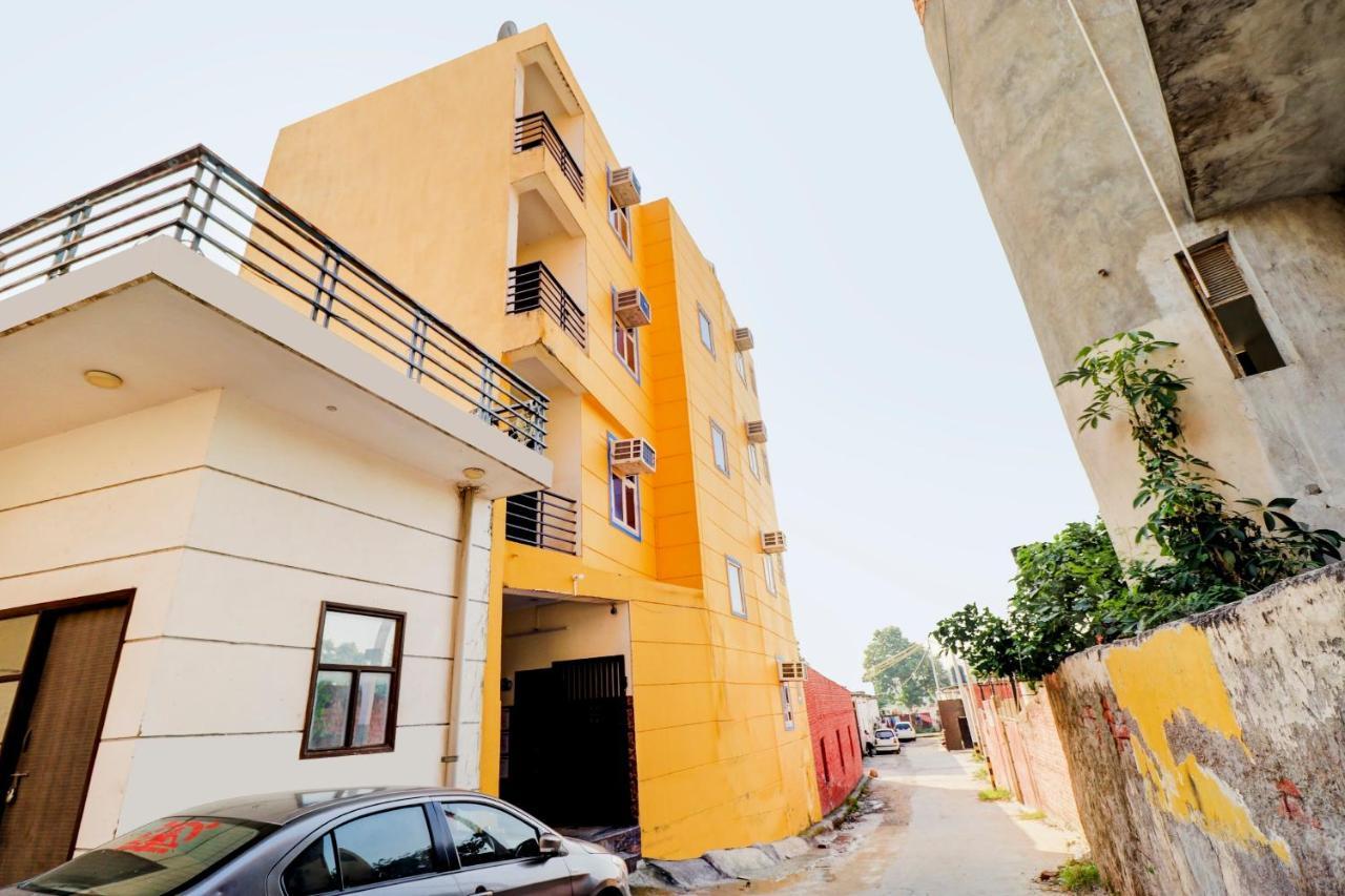 Hotel O Urban Wings Nueva Delhi Exterior foto